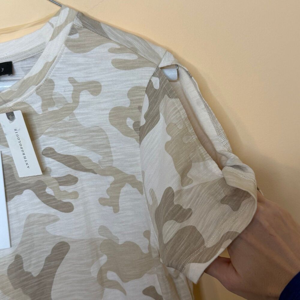 NWT Sanctuary Ivory Beige Camo Printed Cold Shoulder T Shirt Dress Women’s Size - Picture 5 of 6